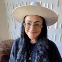 Sara Auster is a sound therapist, meditation teacher, author, and creator of the PAUSE App