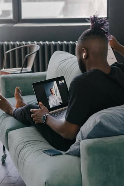 Online vs In-Person Coaching: Pros, Cons, and Considerations