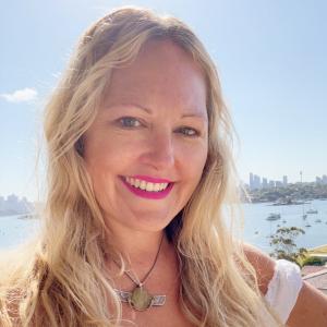 Alexandra Wenman is an angelic channel, ceremonialist, spiritual mentor, alchemist, and author.
