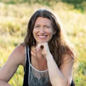 Dr. Arielle Schwartz